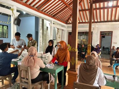 409 KPM Desa Padureso Terima Bantuan Pangan Beras Bulog, 12,27 Ton Disalurkan